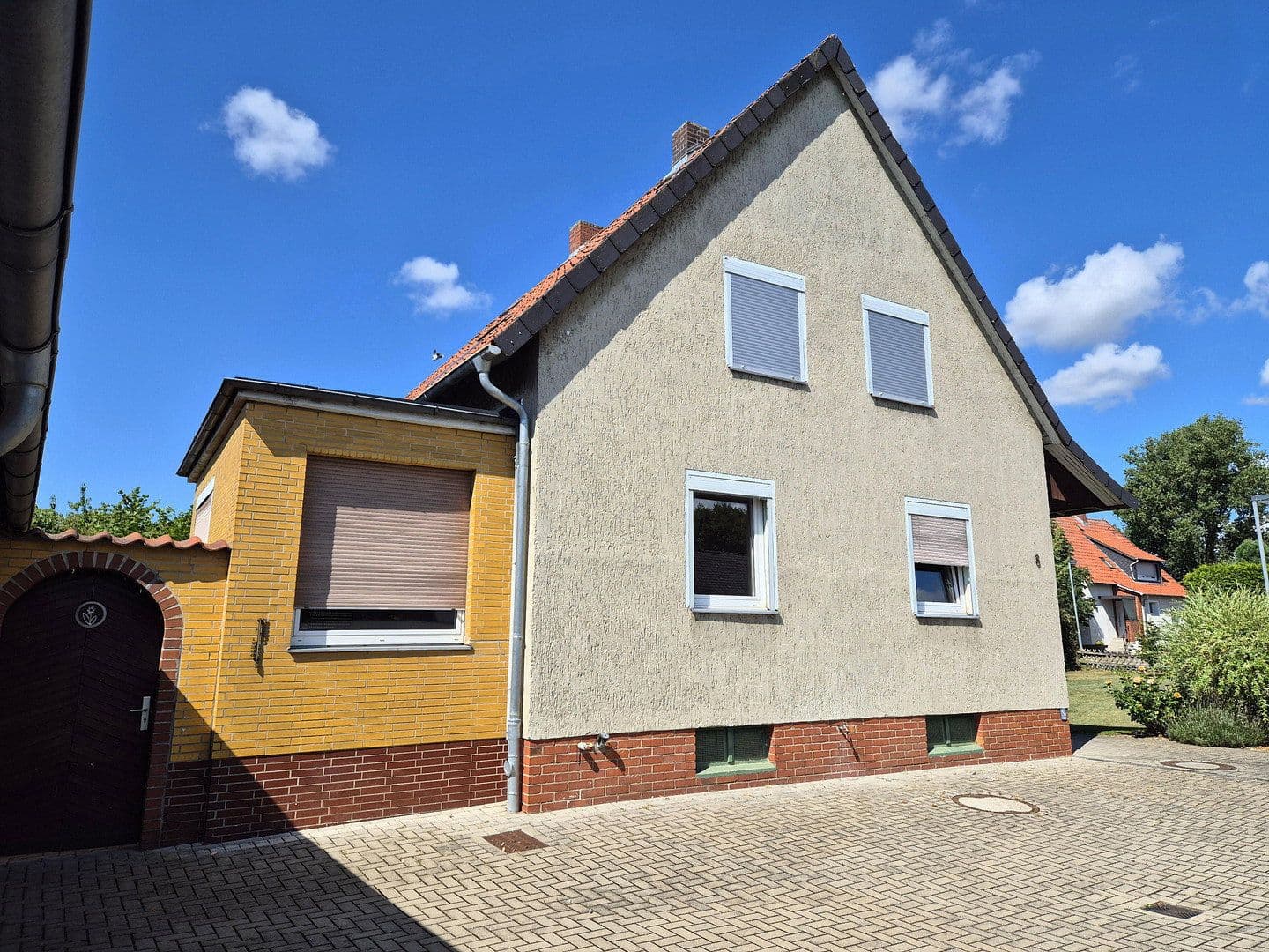 Prodej domu 140 m², pozemek 747 m², Peine, Dolní Sasko Prodej domu 140 m², pozemek 747 m², Peine, Dolní Sasko