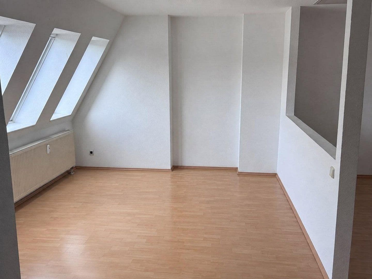 Pronájem bytu 1+1 59 m², Planckstraße 8, Magdeburg, Sasko-Anhaltsko Pronájem bytu 1+1 59 m², Planckstraße 8, Magdeburg, Sasko-Anhaltsko