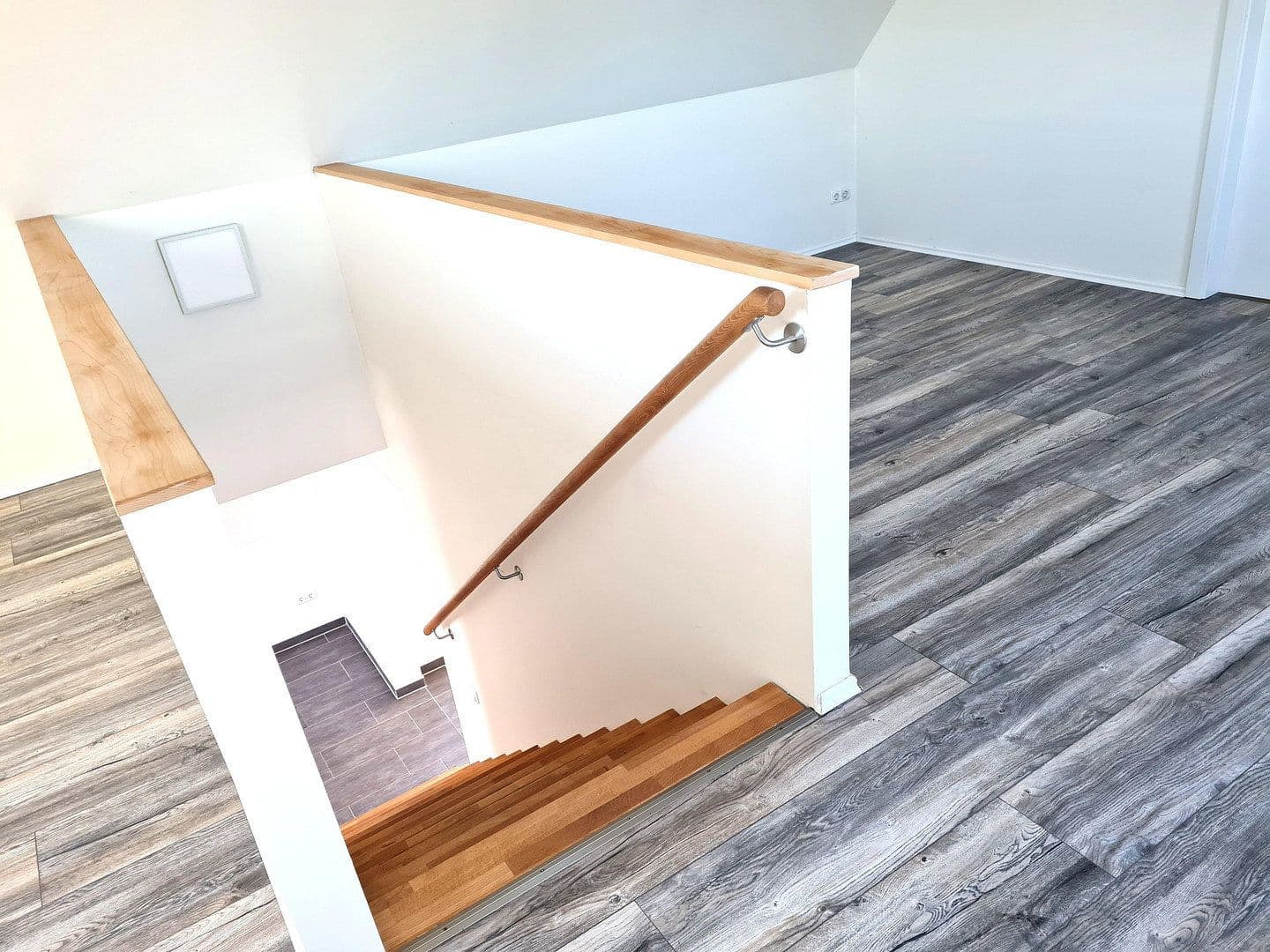 Pronájem bytu 3+1 110 m², Lohe-Rickelshof, Šlesvicko-Holštýnsko Pronájem bytu 3+1 110 m², Lohe-Rickelshof, Šlesvicko-Holštýnsko