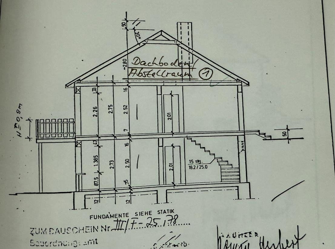 Prodej domu 219 m², pozemek 1.001 m², Weilstrasse 11, Wetzlar, Hessen Prodej domu 219 m², pozemek 1.001 m², Weilstrasse 11, Wetzlar, Hessen