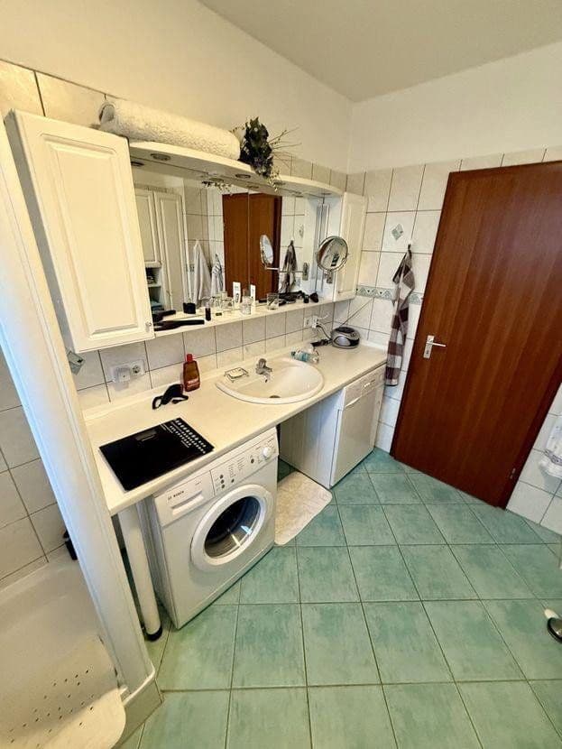 Prodej domu 219 m², pozemek 1.001 m², Weilstrasse 11, Wetzlar, Hessen Prodej domu 219 m², pozemek 1.001 m², Weilstrasse 11, Wetzlar, Hessen