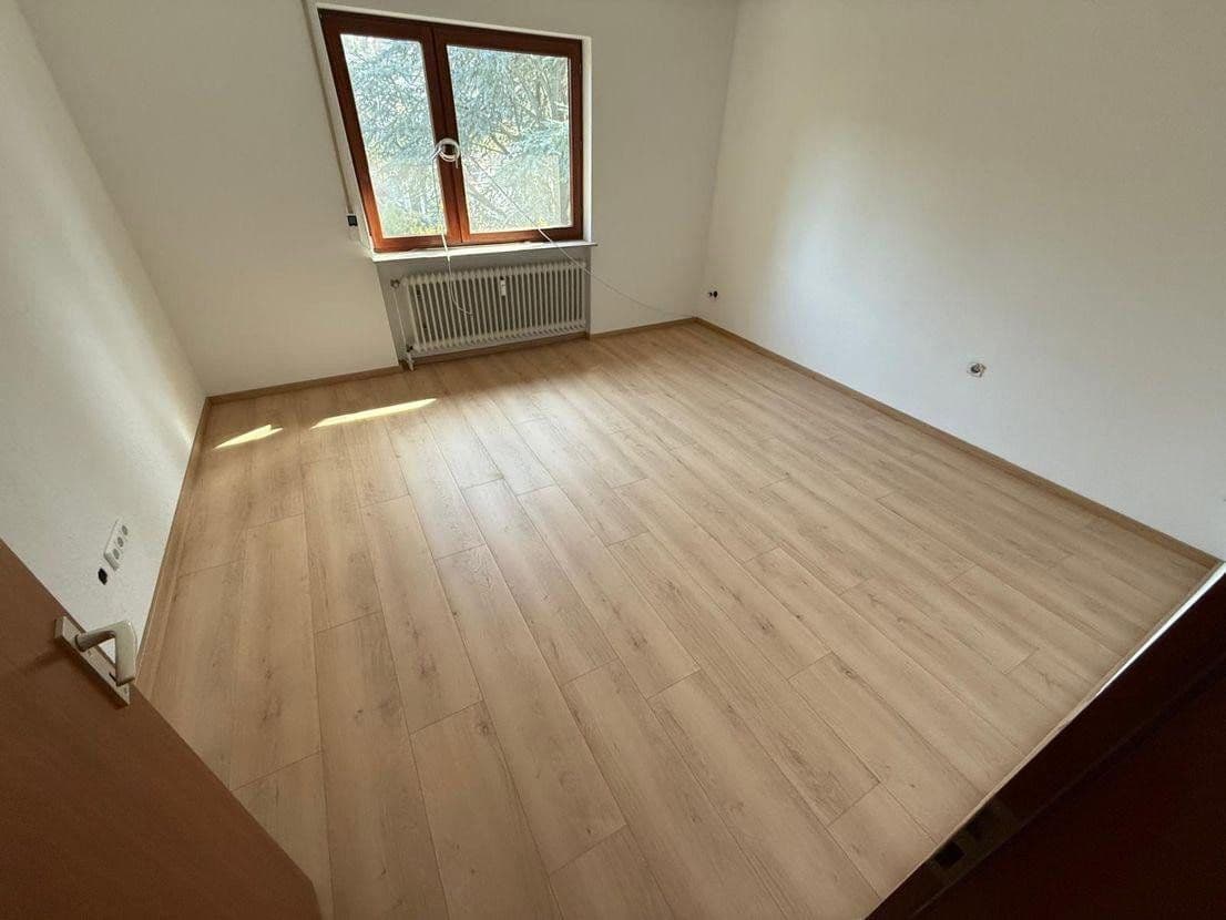 Prodej domu 219 m², pozemek 1.001 m², Weilstrasse 11, Wetzlar, Hessen Prodej domu 219 m², pozemek 1.001 m², Weilstrasse 11, Wetzlar, Hessen