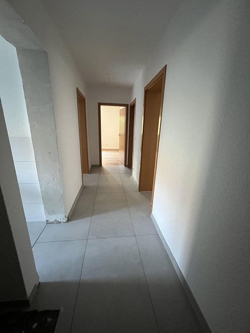 Pronájem bytu 4+1 102 m², Kornwestheim, Bádensko-Württembersko Pronájem bytu 4+1 102 m², Kornwestheim, Bádensko-Württembersko