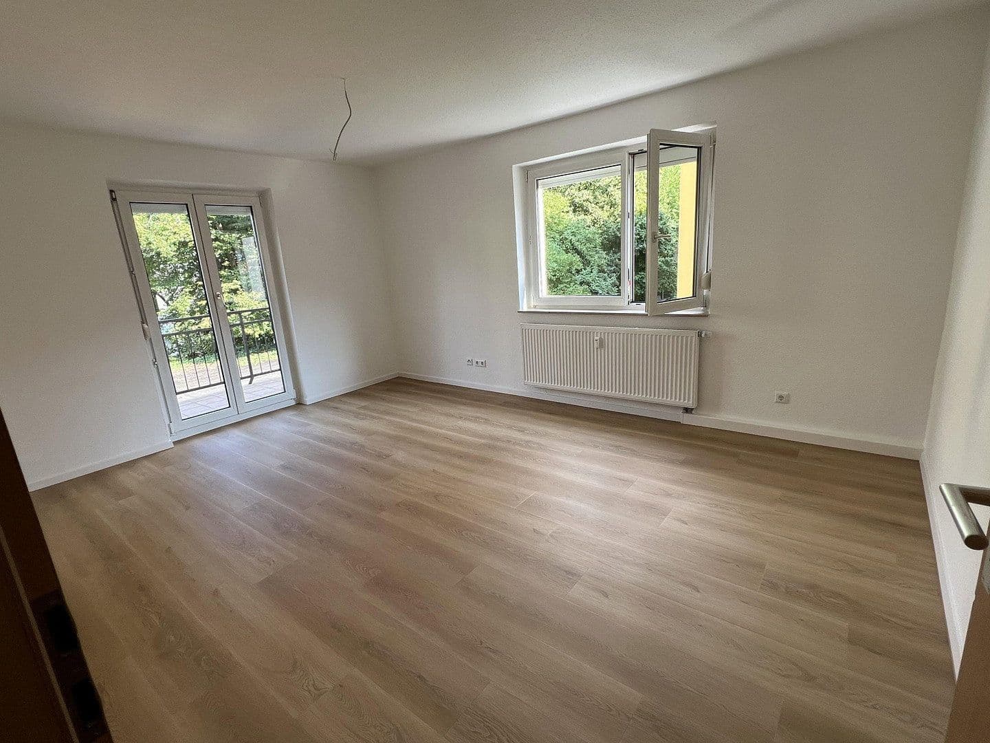 Pronájem bytu 4+1 102 m², Kornwestheim, Bádensko-Württembersko Pronájem bytu 4+1 102 m², Kornwestheim, Bádensko-Württembersko