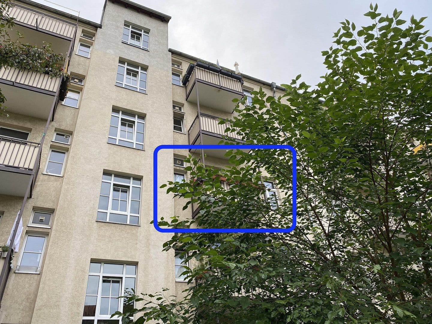Prodej bytu 3+1 84 m², Käthe-Kollwitz-Ufer 31, Dresden, Sasko Prodej bytu 3+1 84 m², Käthe-Kollwitz-Ufer 31, Dresden, Sasko