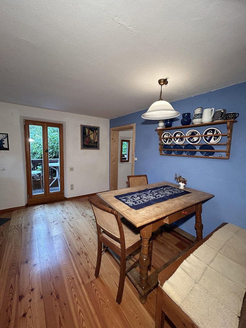 Prodej domu 204 m², pozemek 5.500 m², Weinbergstraße 5, Schönau, Bavorsko Prodej domu 204 m², pozemek 5.500 m², Weinbergstraße 5, Schönau, Bavorsko