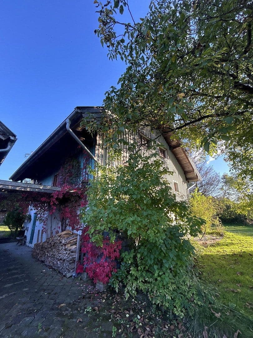 Prodej domu 204 m², pozemek 5.500 m², Weinbergstraße 5, Schönau, Bavorsko Prodej domu 204 m², pozemek 5.500 m², Weinbergstraße 5, Schönau, Bavorsko