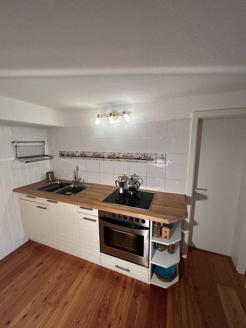 Prodej domu 204 m², pozemek 5.500 m², Weinbergstraße 5, Schönau, Bavorsko Prodej domu 204 m², pozemek 5.500 m², Weinbergstraße 5, Schönau, Bavorsko