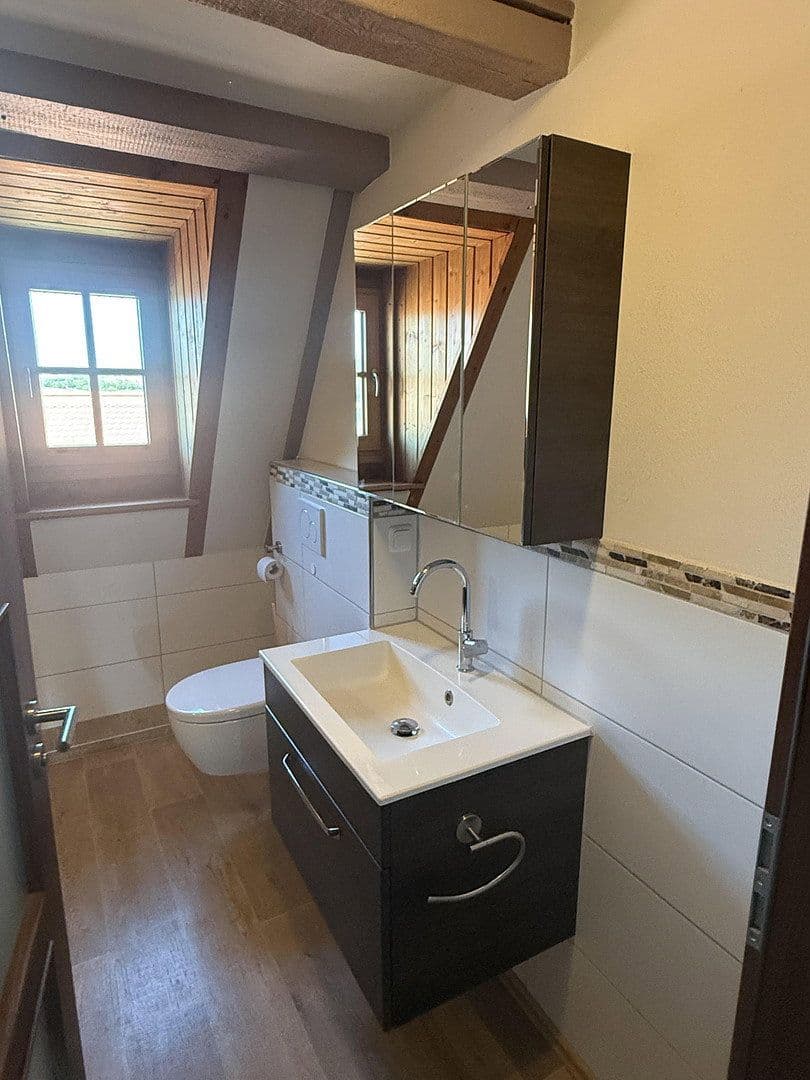 Pronájem bytu 3+1 120 m², Uehlfeld, Bavorsko Pronájem bytu 3+1 120 m², Uehlfeld, Bavorsko