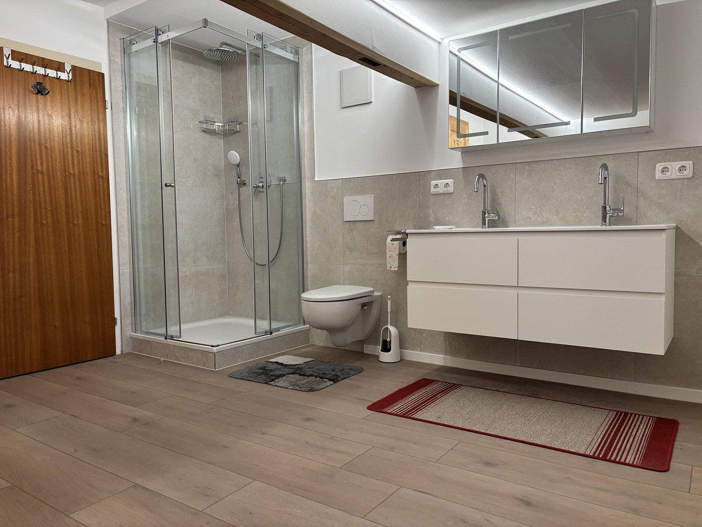 Pronájem bytu 3+1 66 m², Schliersee, Bavorsko Pronájem bytu 3+1 66 m², Schliersee, Bavorsko