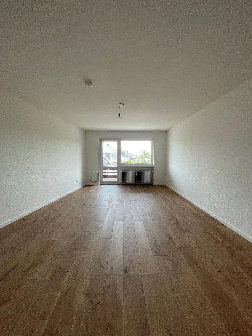 Pronájem bytu 2+1 77 m², Feldstr. 1, Meerbusch, Severní Porýní-Vestfálsko Pronájem bytu 2+1 77 m², Feldstr. 1, Meerbusch, Severní Porýní-Vestfálsko