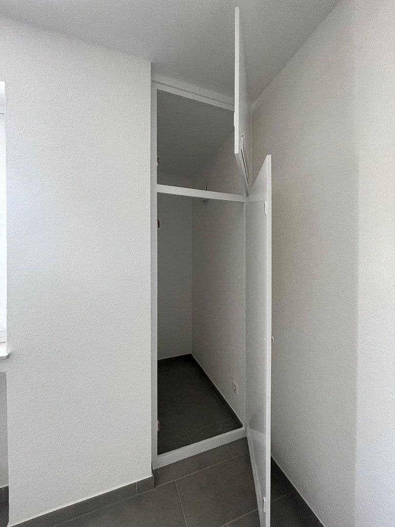 Pronájem bytu 2+1 77 m², Feldstr. 1, Meerbusch, Severní Porýní-Vestfálsko Pronájem bytu 2+1 77 m², Feldstr. 1, Meerbusch, Severní Porýní-Vestfálsko