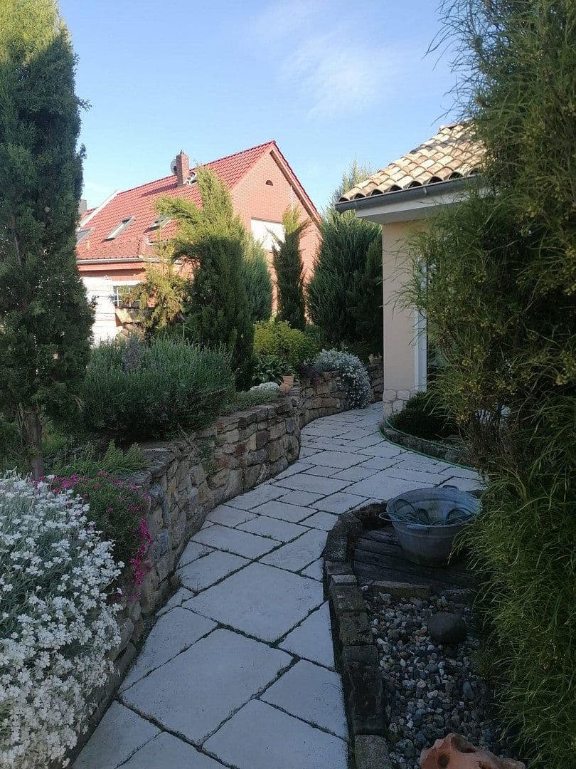 Prodej domu 170 m², pozemek 895 m², Wanzleben-Börde, Sasko-Anhaltsko Prodej domu 170 m², pozemek 895 m², Wanzleben-Börde, Sasko-Anhaltsko