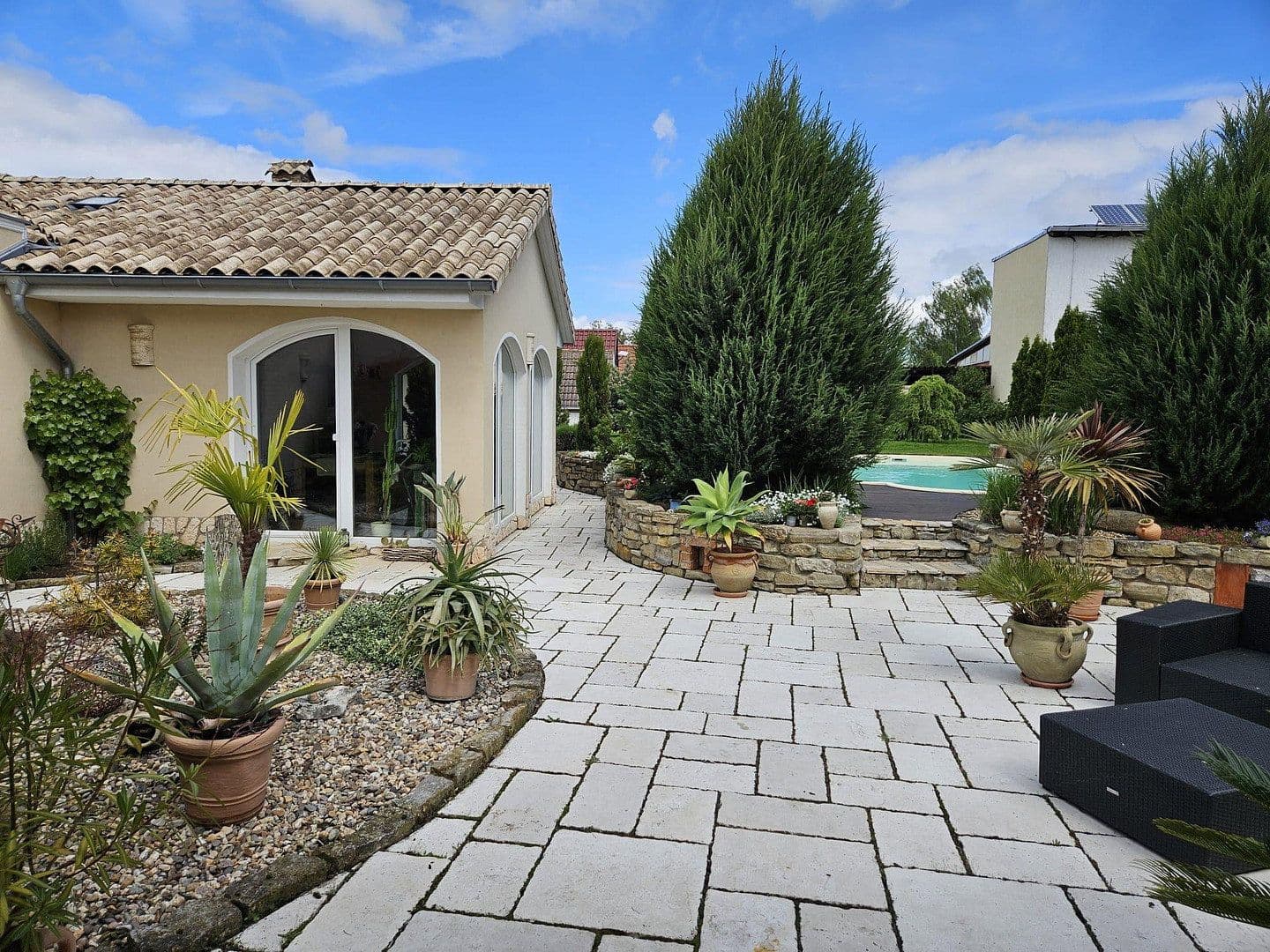 Prodej domu 170 m², pozemek 895 m², Wanzleben-Börde, Sasko-Anhaltsko Prodej domu 170 m², pozemek 895 m², Wanzleben-Börde, Sasko-Anhaltsko