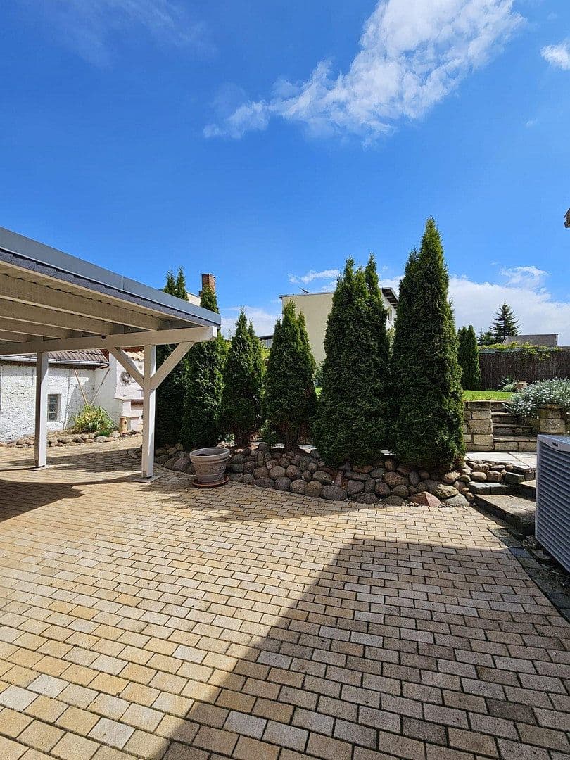 Prodej domu 170 m², pozemek 895 m², Wanzleben-Börde, Sasko-Anhaltsko Prodej domu 170 m², pozemek 895 m², Wanzleben-Börde, Sasko-Anhaltsko