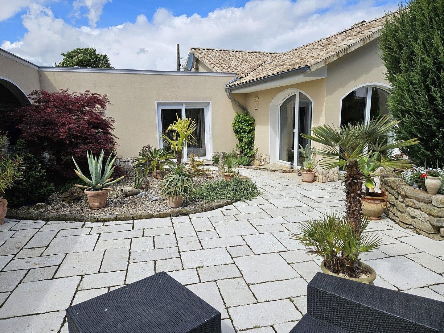 Prodej domu 170 m², pozemek 895 m², Wanzleben-Börde, Sasko-Anhaltsko Prodej domu 170 m², pozemek 895 m², Wanzleben-Börde, Sasko-Anhaltsko