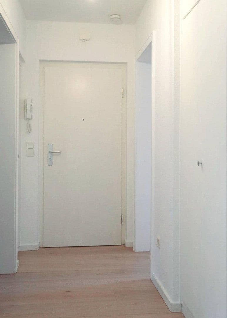 Prodej bytu 3+1 64 m², Köln, Severní Porýní-Vestfálsko Prodej bytu 3+1 64 m², Köln, Severní Porýní-Vestfálsko