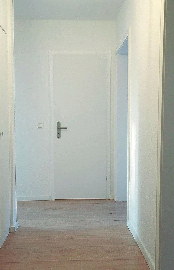 Prodej bytu 3+1 64 m², Köln, Severní Porýní-Vestfálsko Prodej bytu 3+1 64 m², Köln, Severní Porýní-Vestfálsko