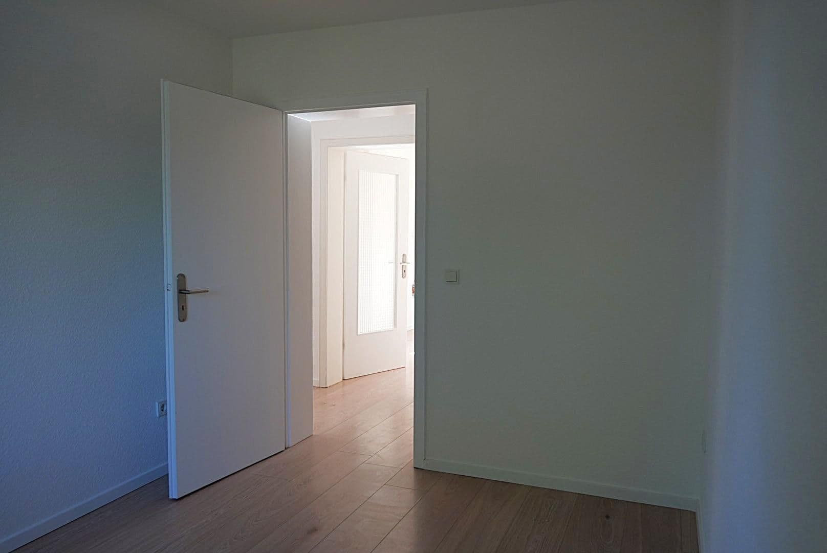 Prodej bytu 3+1 64 m², Köln, Severní Porýní-Vestfálsko Prodej bytu 3+1 64 m², Köln, Severní Porýní-Vestfálsko