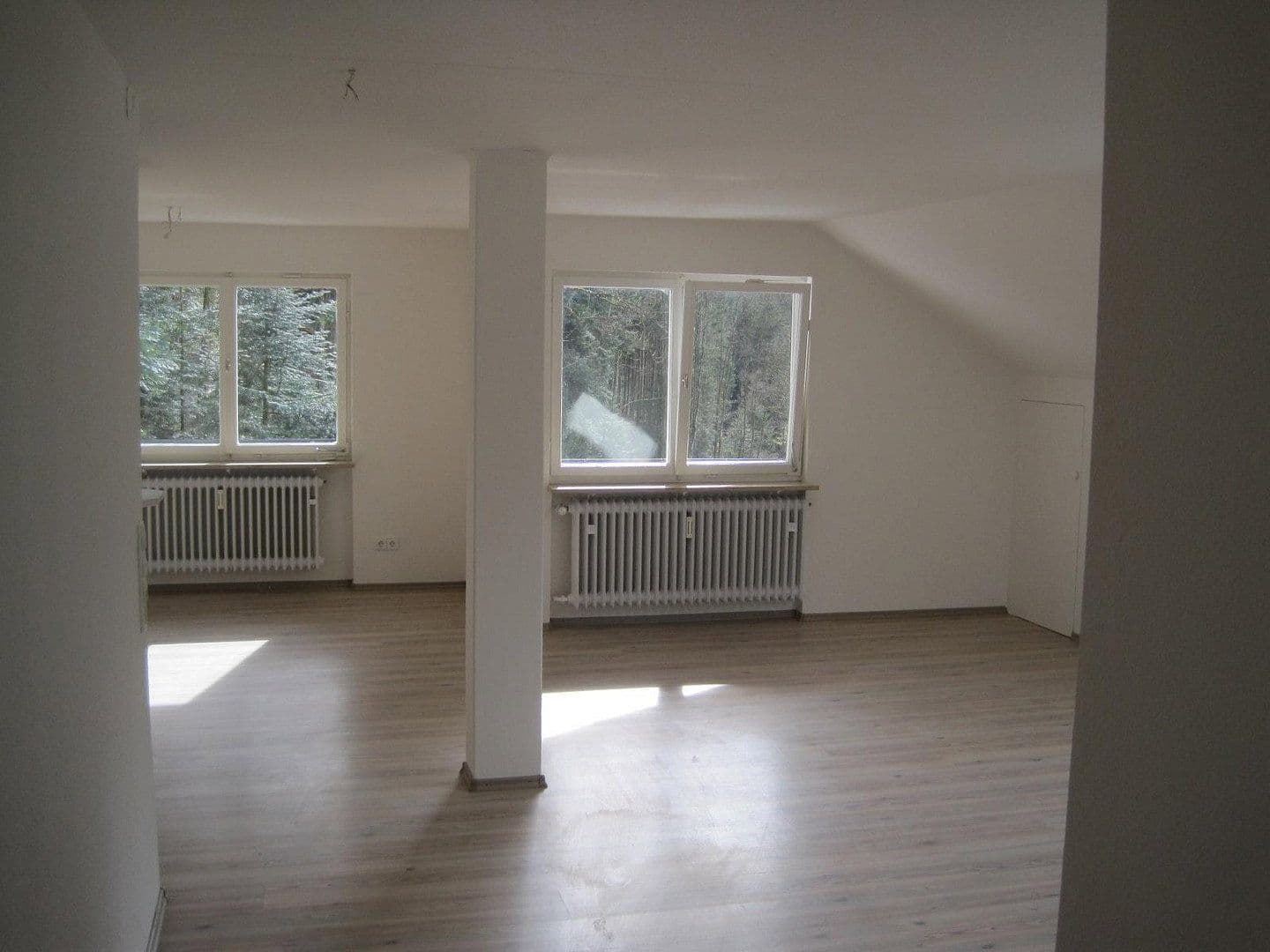 Prodej domu 258 m², pozemek 728 m², Stegen, Bádensko-Württembersko Prodej domu 258 m², pozemek 728 m², Stegen, Bádensko-Württembersko