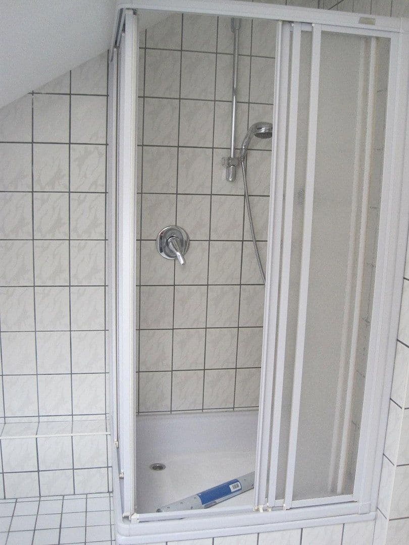 Prodej domu 258 m², pozemek 728 m², Stegen, Bádensko-Württembersko Prodej domu 258 m², pozemek 728 m², Stegen, Bádensko-Württembersko
