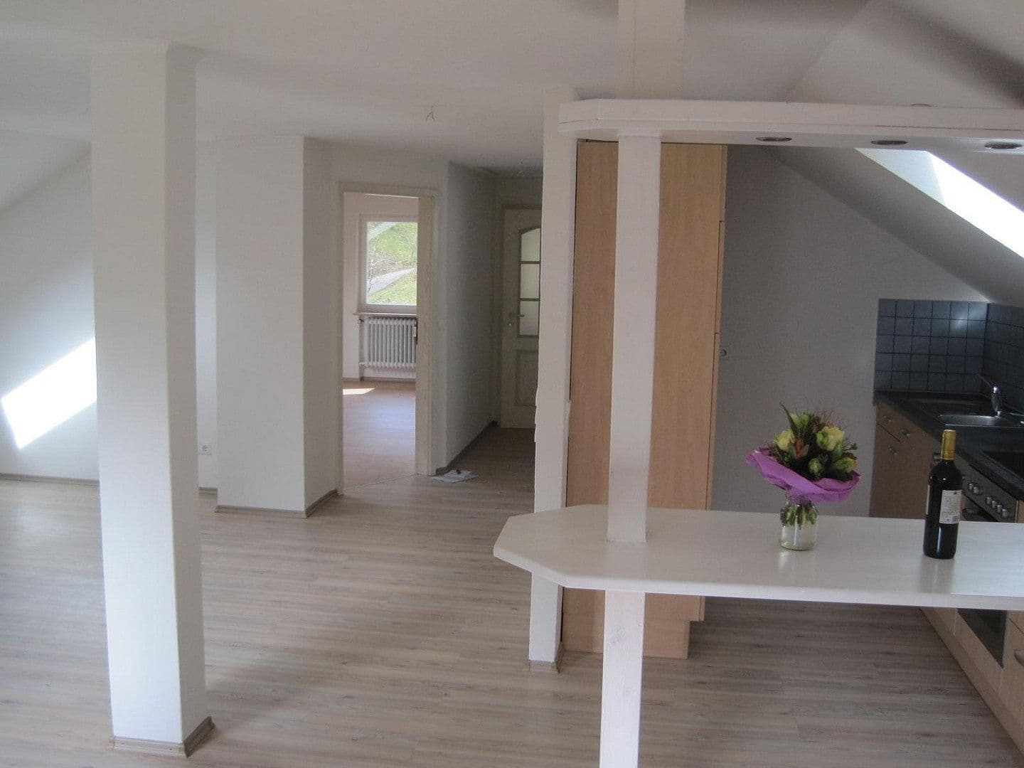 Prodej domu 258 m², pozemek 728 m², Stegen, Bádensko-Württembersko Prodej domu 258 m², pozemek 728 m², Stegen, Bádensko-Württembersko