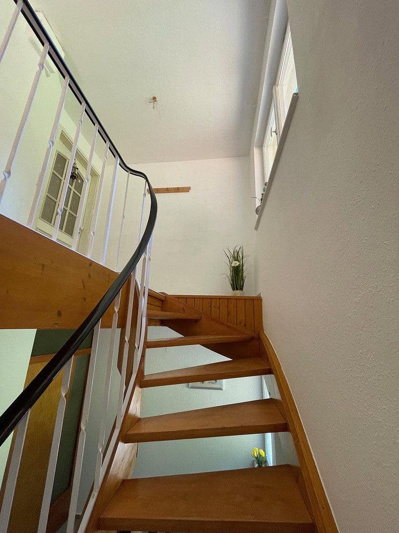 Prodej domu 258 m², pozemek 728 m², Stegen, Bádensko-Württembersko Prodej domu 258 m², pozemek 728 m², Stegen, Bádensko-Württembersko
