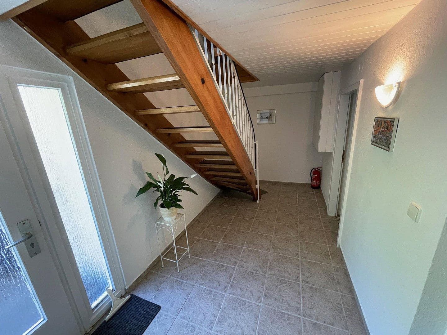 Prodej domu 258 m², pozemek 728 m², Stegen, Bádensko-Württembersko Prodej domu 258 m², pozemek 728 m², Stegen, Bádensko-Württembersko