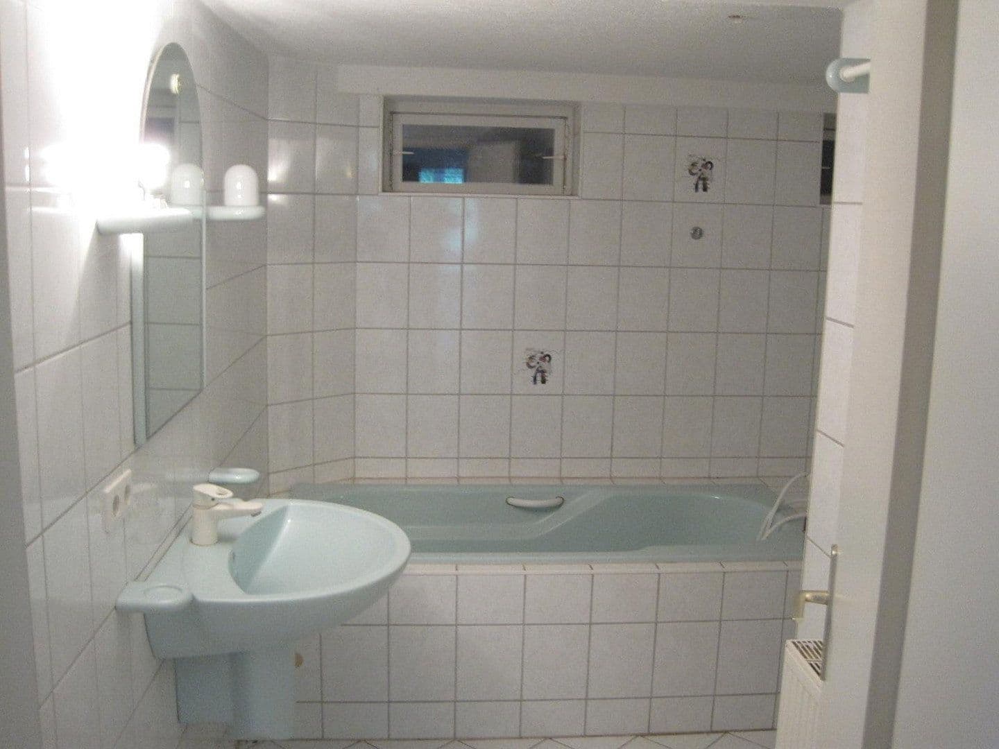 Prodej domu 258 m², pozemek 728 m², Stegen, Bádensko-Württembersko Prodej domu 258 m², pozemek 728 m², Stegen, Bádensko-Württembersko