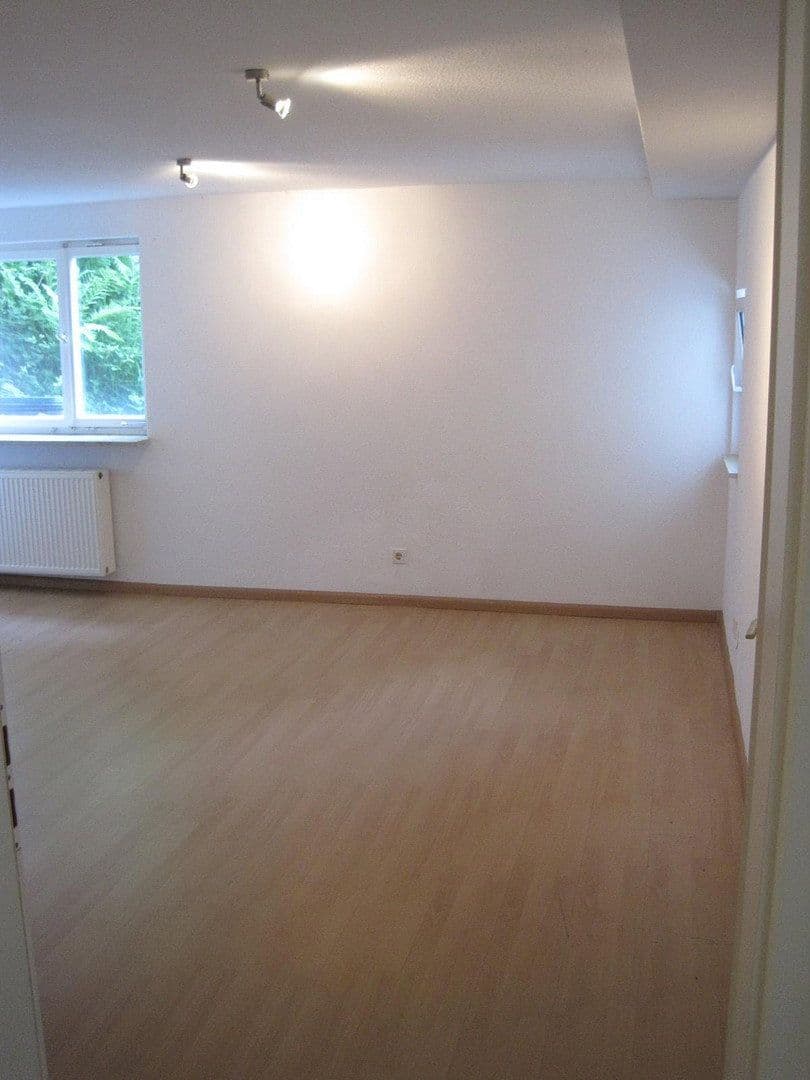 Prodej domu 258 m², pozemek 728 m², Stegen, Bádensko-Württembersko Prodej domu 258 m², pozemek 728 m², Stegen, Bádensko-Württembersko