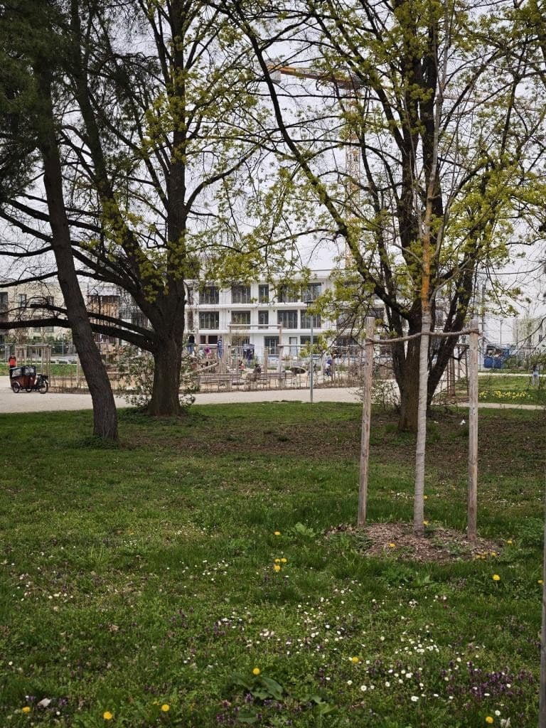 Pronájem bytu 2+1 57 m², Lilli-Kurowski-Straße 7, München, Bavorsko Pronájem bytu 2+1 57 m², Lilli-Kurowski-Straße 7, München, Bavorsko