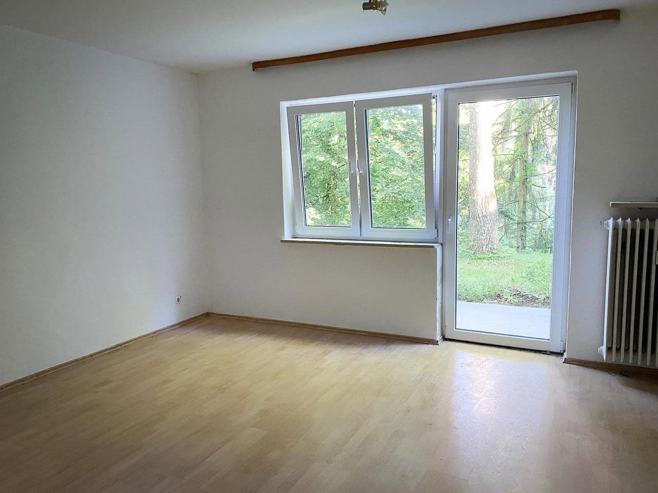 Prodej domu 530 m², pozemek 6.000 m², Winzer, Bavorsko Prodej domu 530 m², pozemek 6.000 m², Winzer, Bavorsko