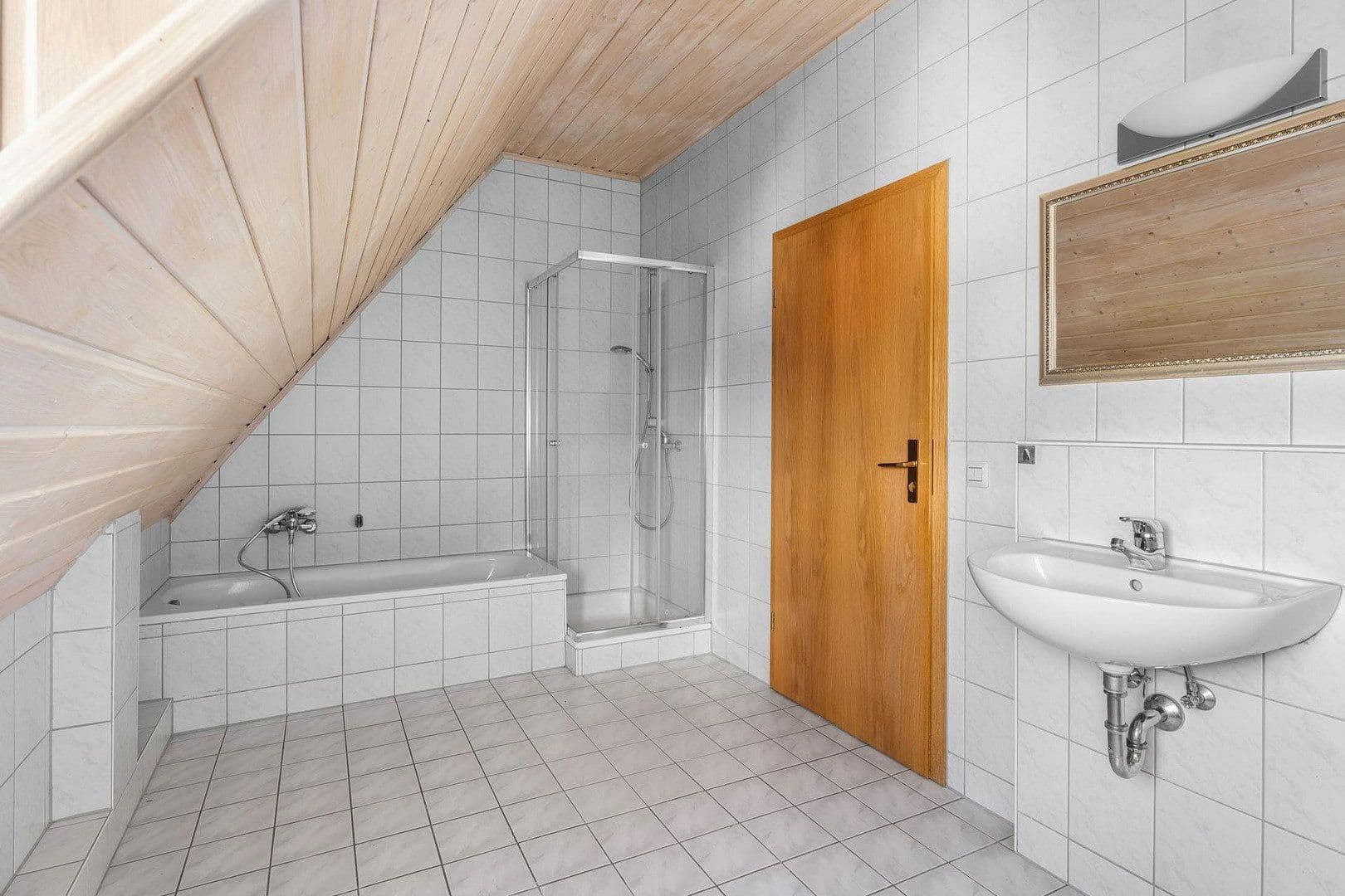 Pronájem bytu 3+1 83 m², Schönberg, Bavorsko Pronájem bytu 3+1 83 m², Schönberg, Bavorsko