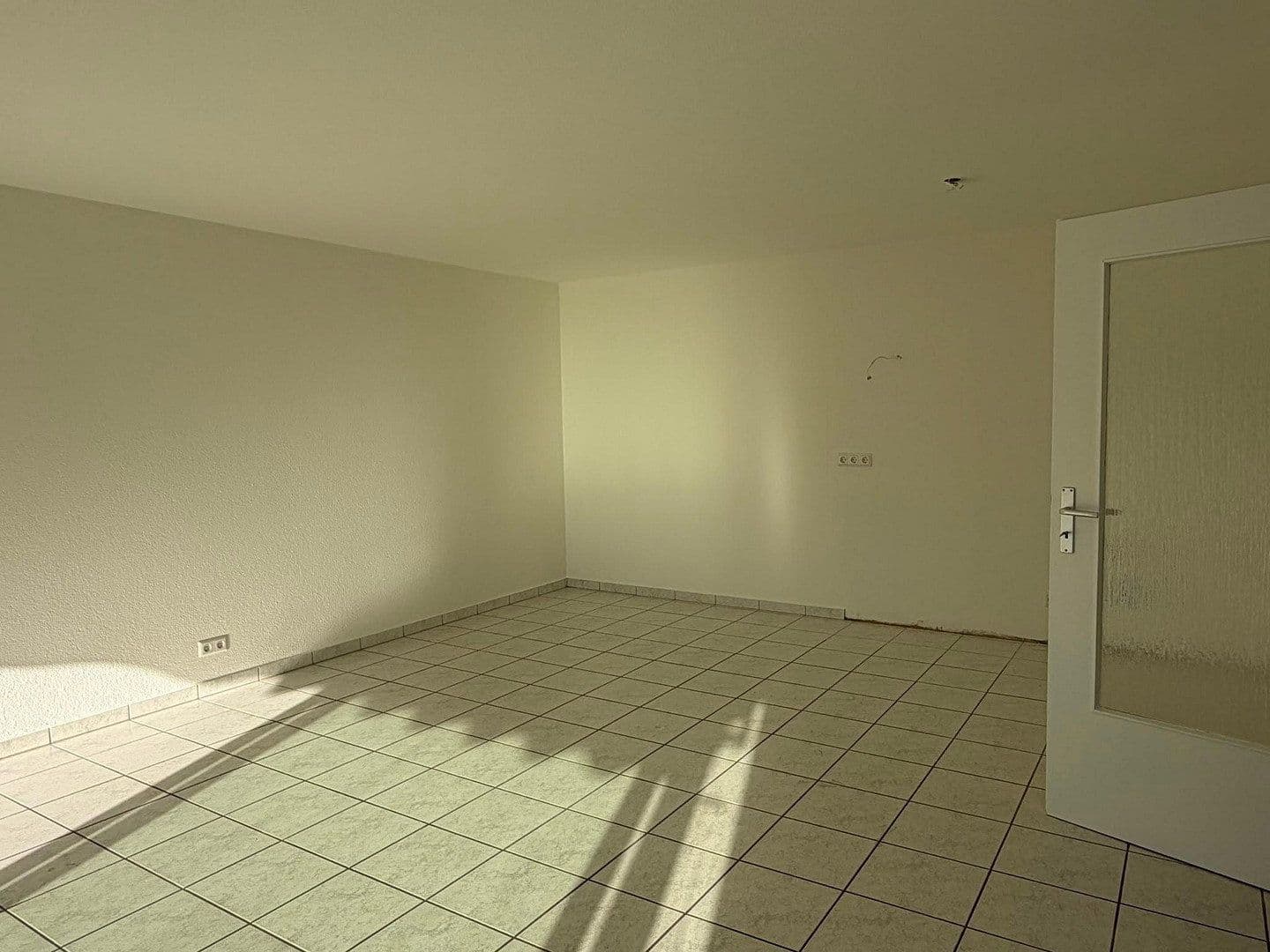 Pronájem bytu 3+1 88 m², Luttinger Straße 30a, Laufenburg (Baden), Bádensko-Württembersko Pronájem bytu 3+1 88 m², Luttinger Straße 30a, Laufenburg (Baden), Bádensko-Württembersko