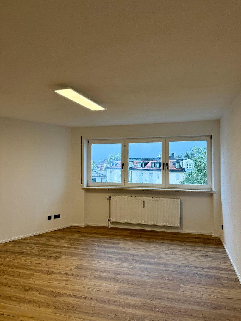 Prodej bytu 1+1 49 m², Lindenstrasse 34, Freilassing, Bavorsko Prodej bytu 1+1 49 m², Lindenstrasse 34, Freilassing, Bavorsko