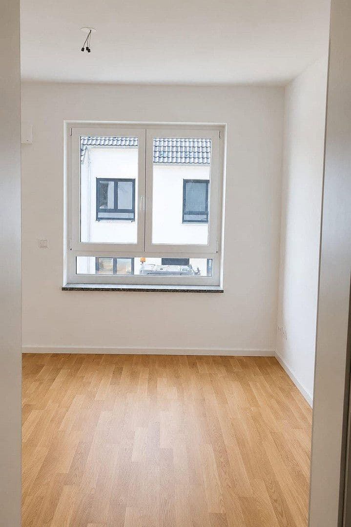 Pronájem domu 134 m², pozemek 243 m², Mering, Bavorsko Pronájem domu 134 m², pozemek 243 m², Mering, Bavorsko