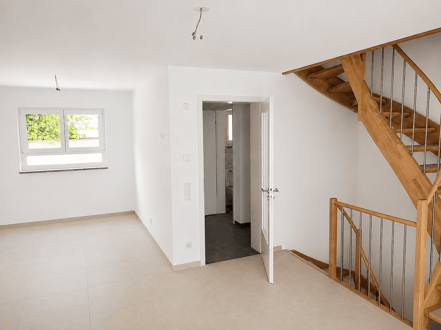 Pronájem domu 134 m², pozemek 243 m², Mering, Bavorsko Pronájem domu 134 m², pozemek 243 m², Mering, Bavorsko