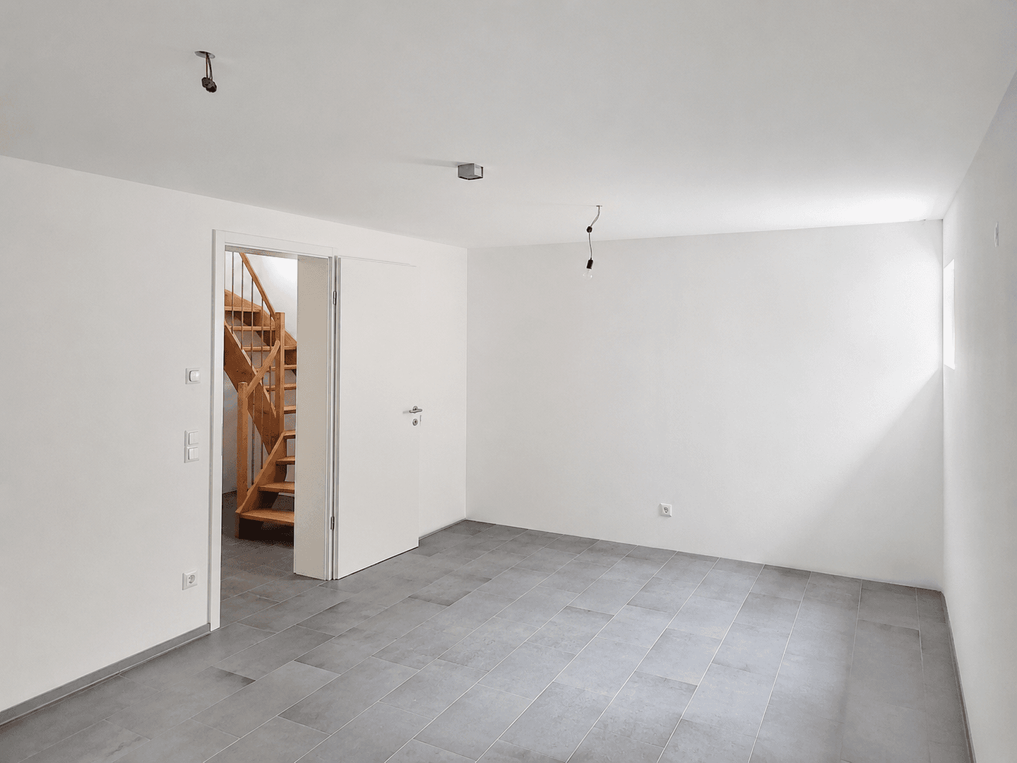 Pronájem domu 134 m², pozemek 243 m², Mering, Bavorsko Pronájem domu 134 m², pozemek 243 m², Mering, Bavorsko