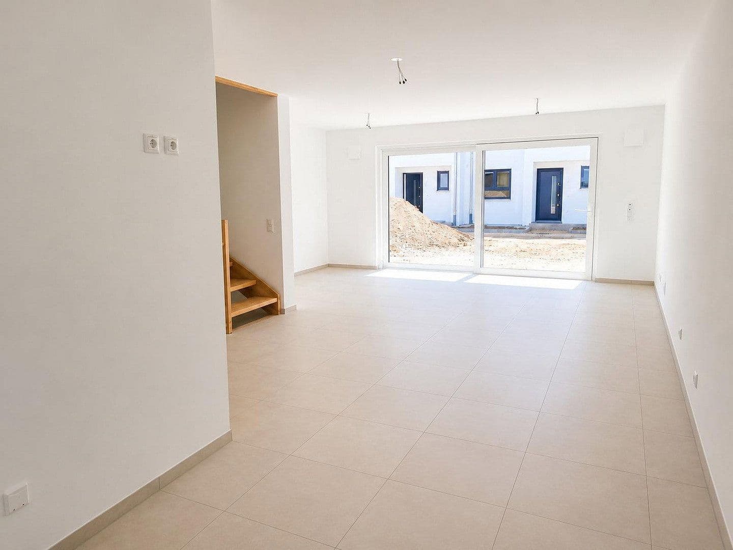 Pronájem domu 134 m², pozemek 243 m², Mering, Bavorsko Pronájem domu 134 m², pozemek 243 m², Mering, Bavorsko
