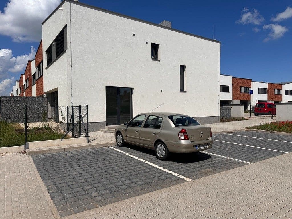 Pronájem nebytového prostoru 32 m², Hubačova, Praha, Praha Pronájem nebytového prostoru 32 m², Hubačova, Praha, Praha