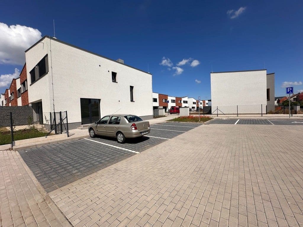 Pronájem nebytového prostoru 32 m², Hubačova, Praha, Praha Pronájem nebytového prostoru 32 m², Hubačova, Praha, Praha
