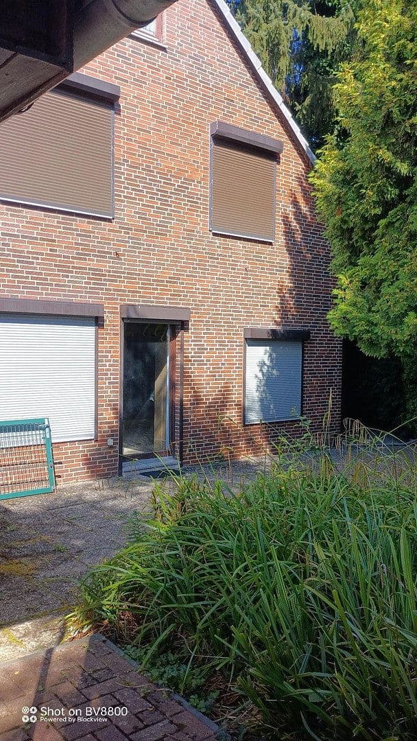 Prodej domu 240 m², pozemek 610 m², Rüdigerweg 25, Hannover, Dolní Sasko Prodej domu 240 m², pozemek 610 m², Rüdigerweg 25, Hannover, Dolní Sasko