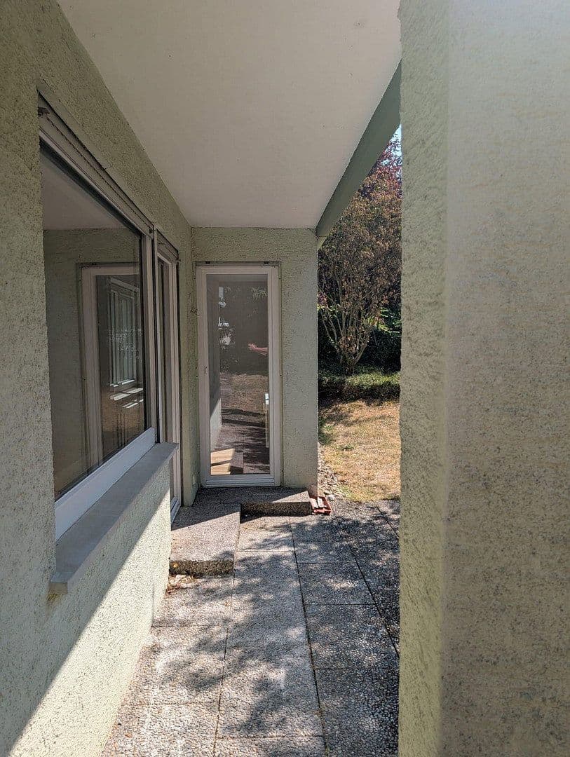 Pronájem bytu 2+1 82 m², Baden-Baden, Bádensko-Württembersko Pronájem bytu 2+1 82 m², Baden-Baden, Bádensko-Württembersko