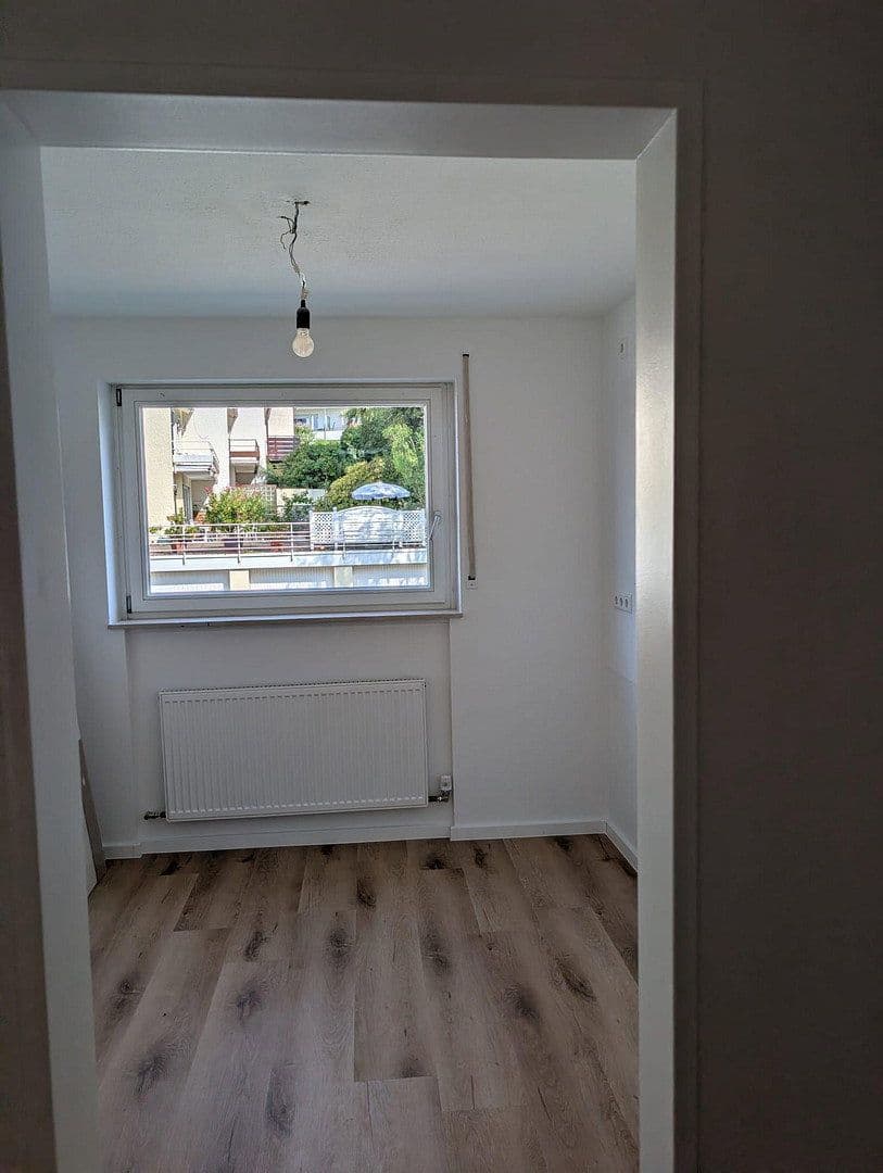 Pronájem bytu 3+1 82 m², Baden-Baden, Bádensko-Württembersko Pronájem bytu 3+1 82 m², Baden-Baden, Bádensko-Württembersko