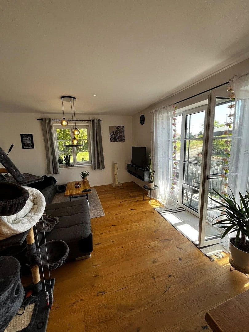 Pronájem bytu 3+1 82 m², Otto-Geist-Straße 17, Eiselfing, Bavorsko Pronájem bytu 3+1 82 m², Otto-Geist-Straße 17, Eiselfing, Bavorsko