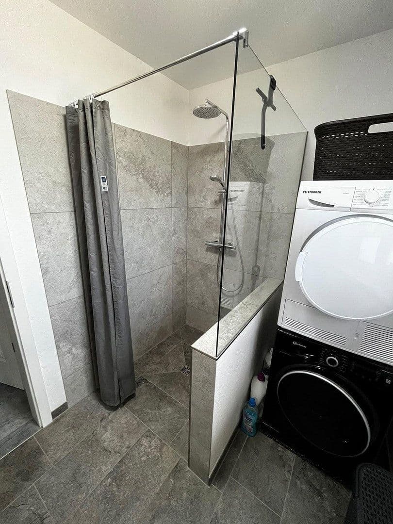 Pronájem bytu 3+1 82 m², Otto-Geist-Straße 17, Eiselfing, Bavorsko Pronájem bytu 3+1 82 m², Otto-Geist-Straße 17, Eiselfing, Bavorsko