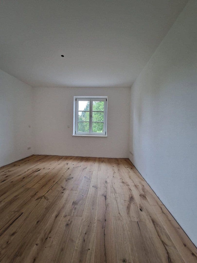 Pronájem bytu 3+1 82 m², Otto-Geist-Straße 17, Eiselfing, Bavorsko Pronájem bytu 3+1 82 m², Otto-Geist-Straße 17, Eiselfing, Bavorsko