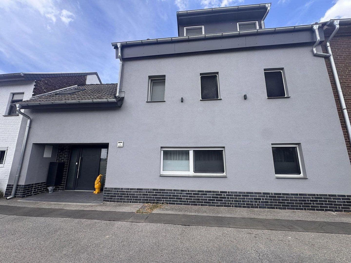 Prodej domu 171 m², pozemek 2.365 m², Fell, Heinsberg, Severní Porýní-Vestfálsko Prodej domu 171 m², pozemek 2.365 m², Fell, Heinsberg, Severní Porýní-Vestfálsko