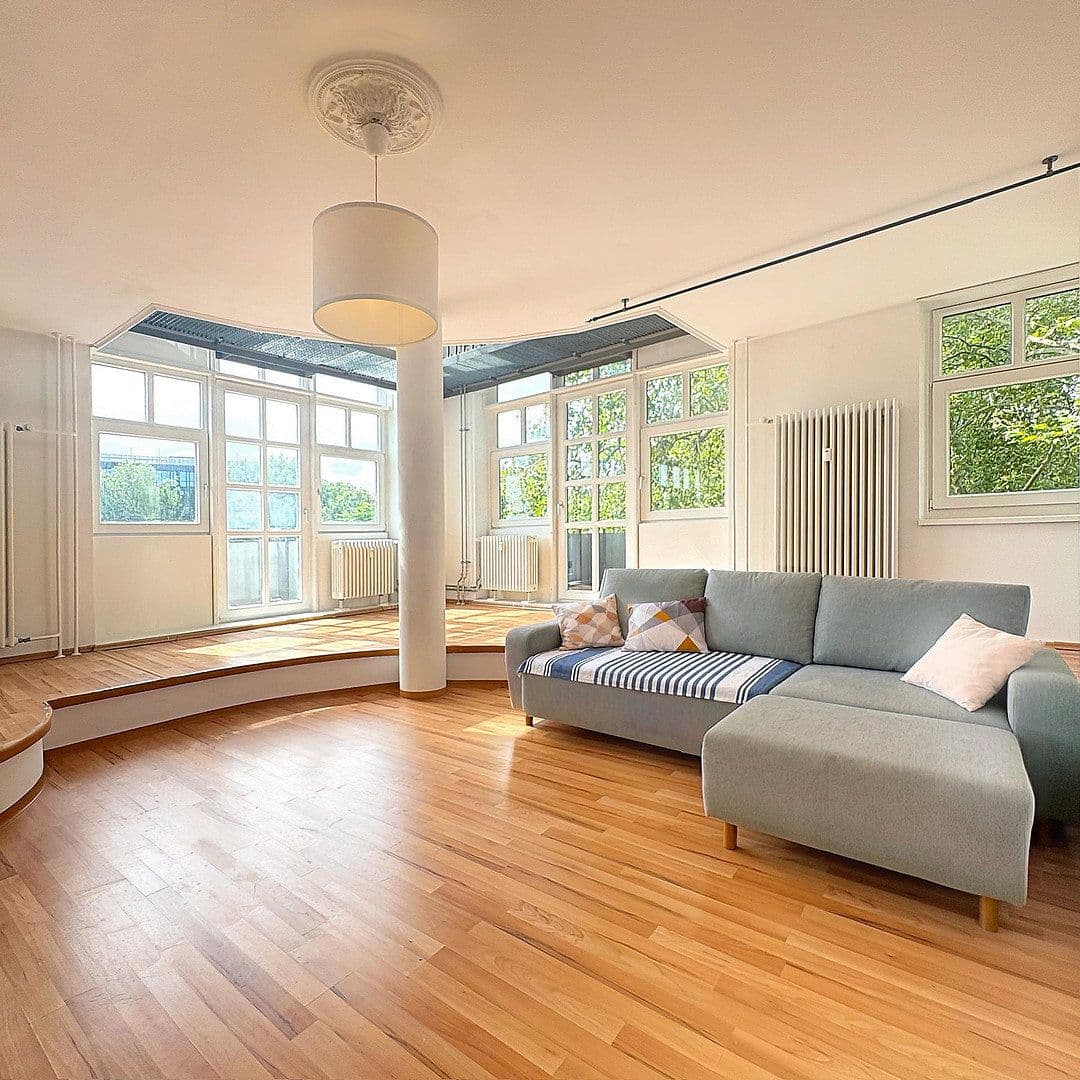 Prodej bytu 5+1 123 m², Berlin, Berlín Prodej bytu 5+1 123 m², Berlin, Berlín
