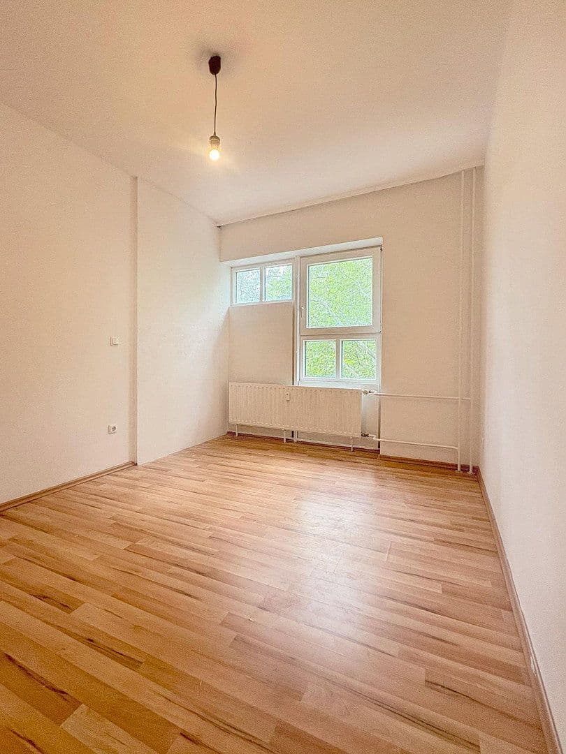 Prodej bytu 5+1 123 m², Berlin, Berlín Prodej bytu 5+1 123 m², Berlin, Berlín